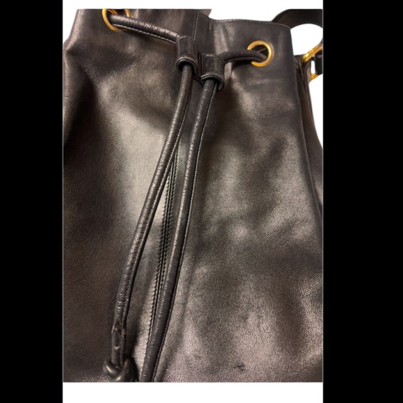 Chanel CC Stitch bucket bag 80’s - 1990’s vintage ✨logo bottom✨🦄 - Picture 15 of 17